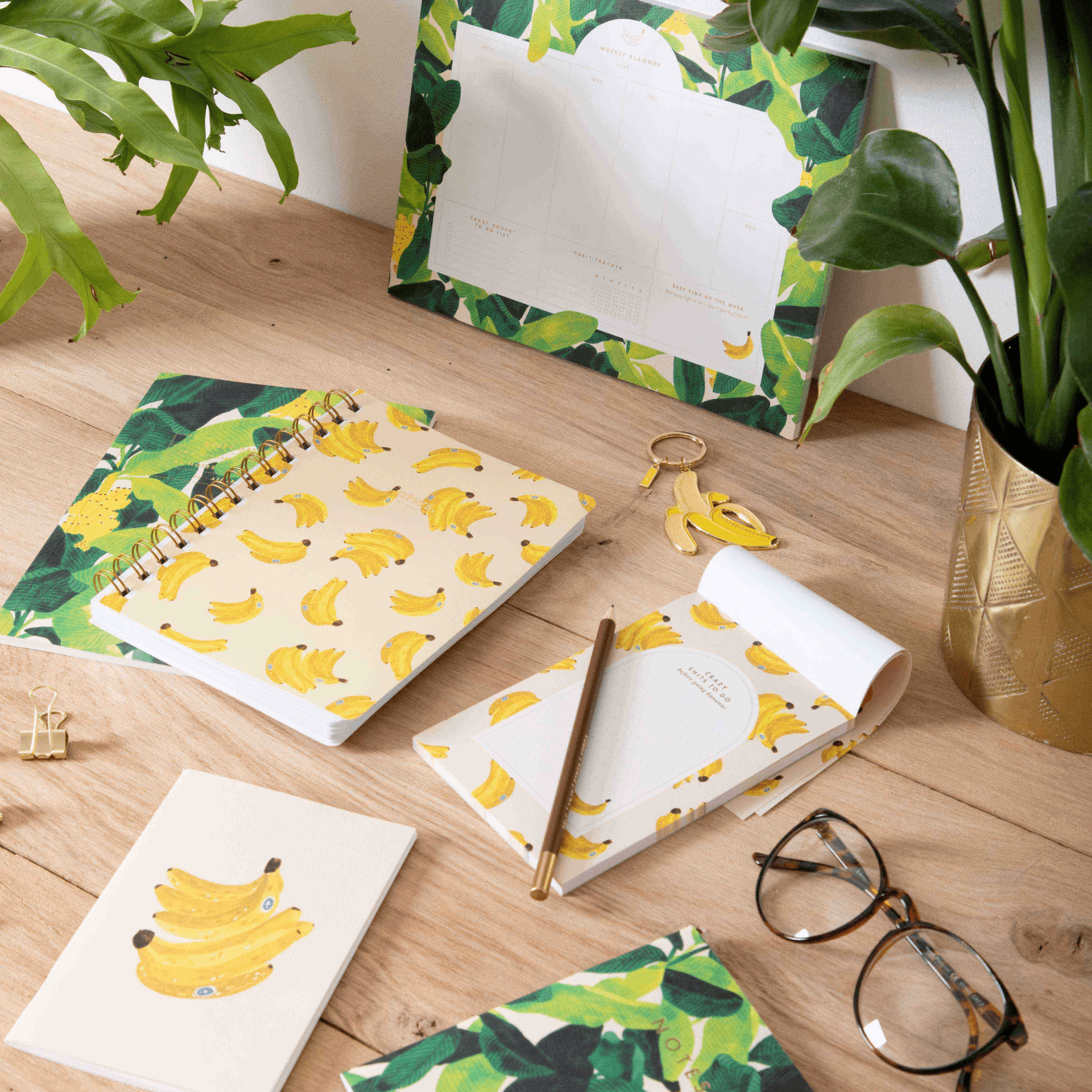 All The Way To Say Planner Beverly Hills Bananas Leaves Desk Planner Weekly