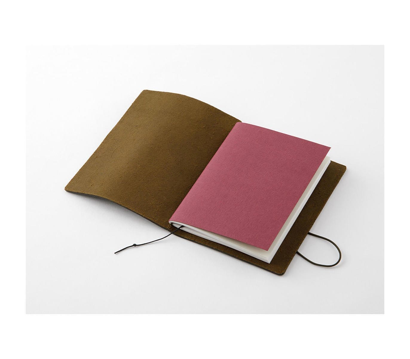 Traveler's Company Japan Quaderni Traveler's Passport Olive