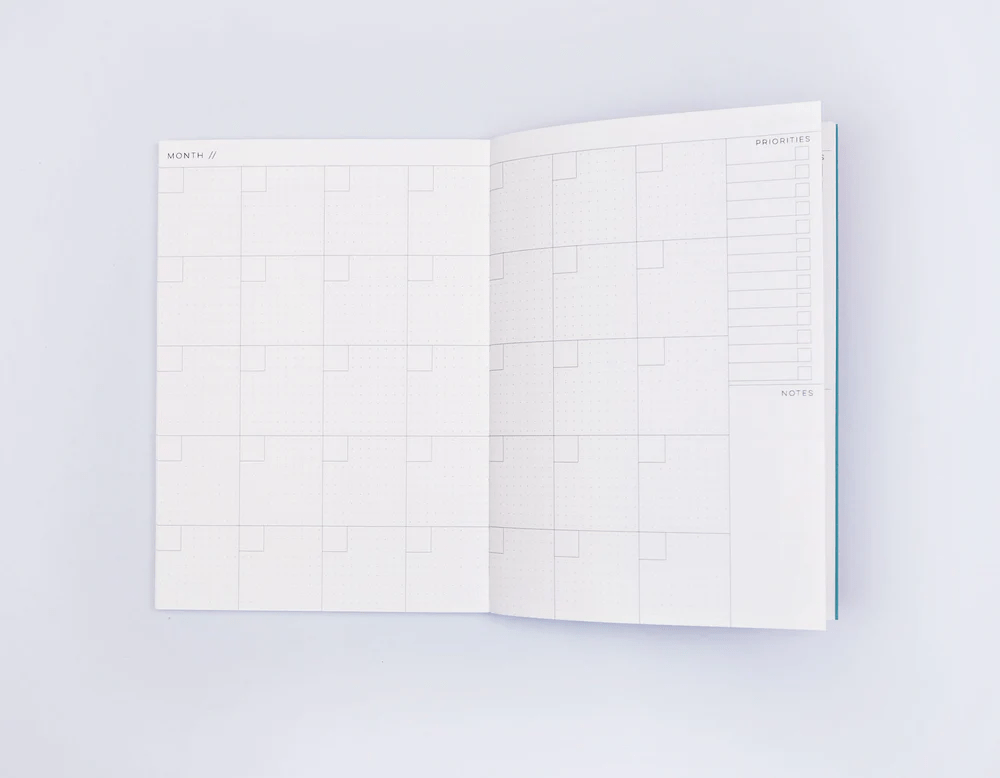 The Completist Planner Weekly Planner Gradient