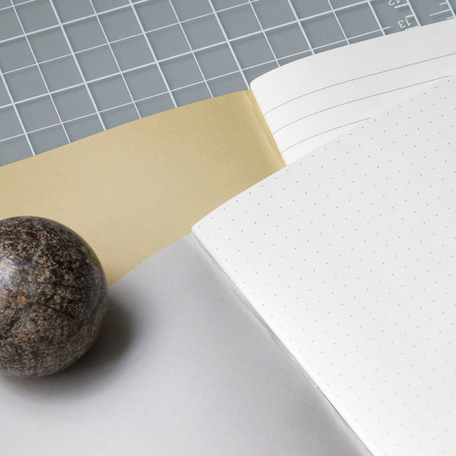 Bullet Journal puntinato: Quaderno puntinato A4 con griglia a puntini -  copertina azzurra: Quaderno dotted, ideale per hand lettering o come blocco