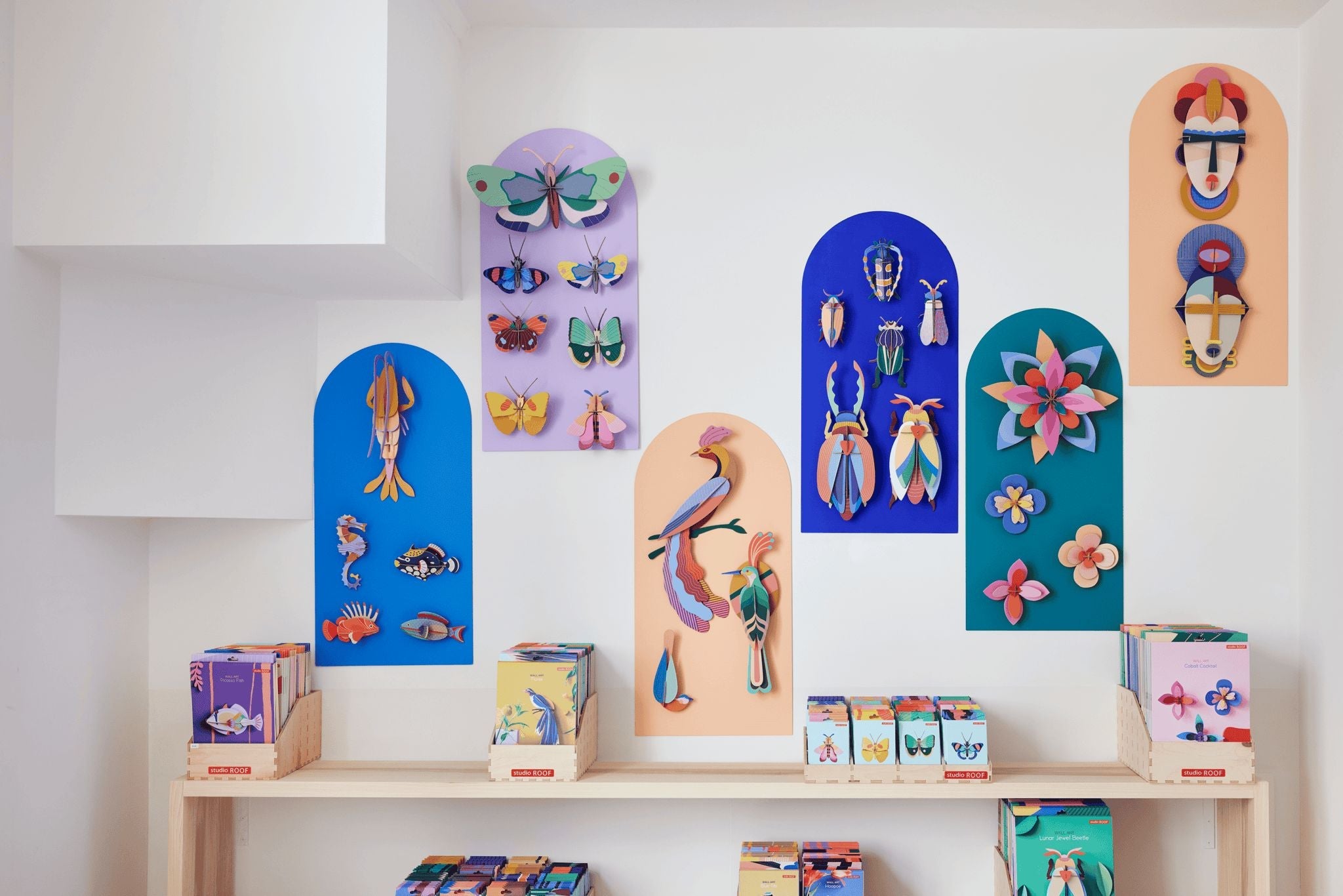 DECORAZIONI DA PARETE - B2B