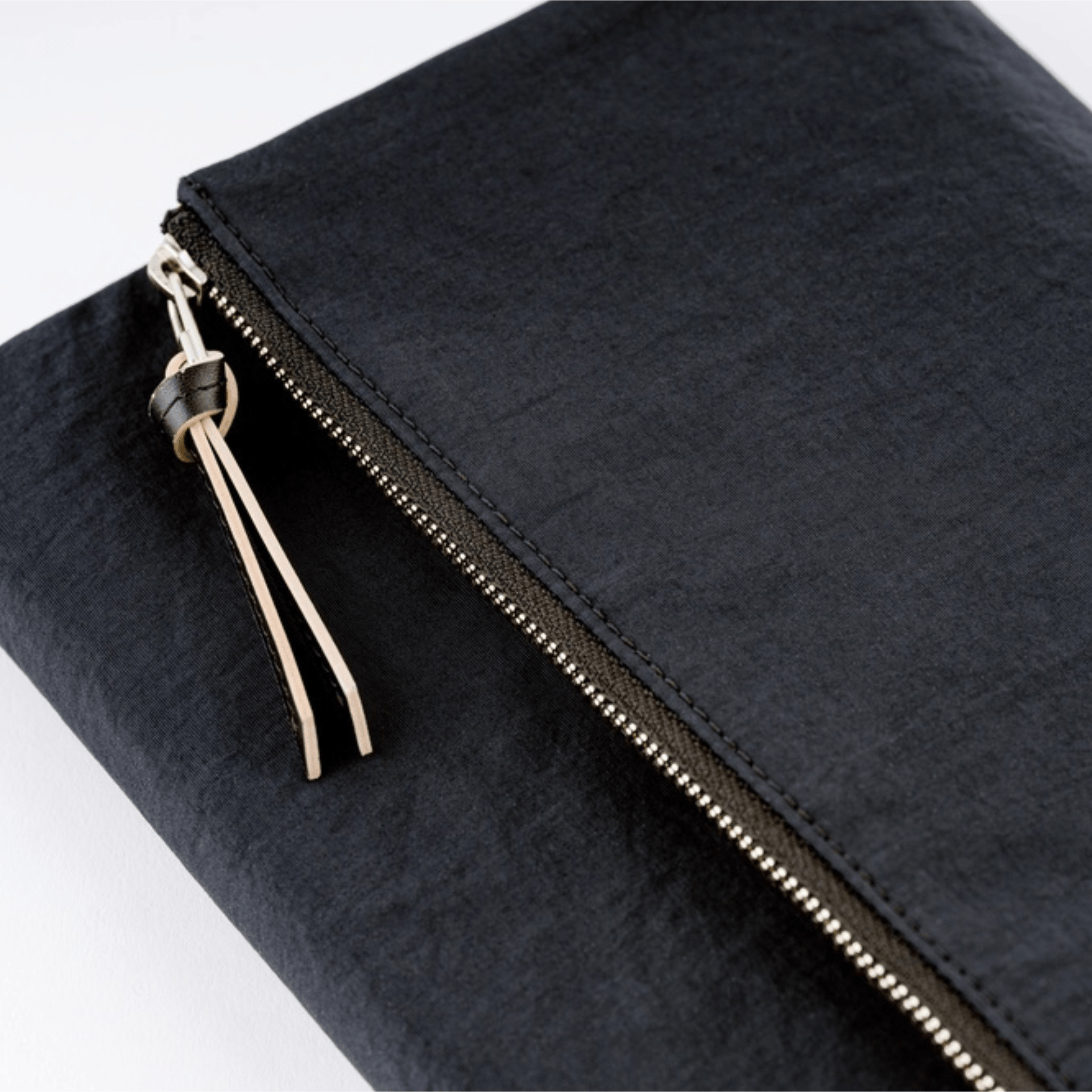 Cover Cousin A5 Tragen - Black