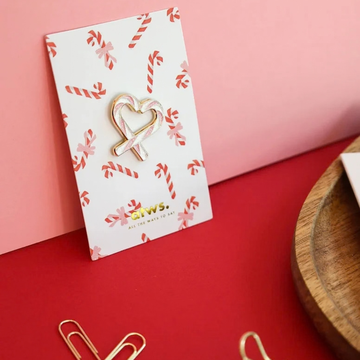 Broche en forme de cœur en sucre