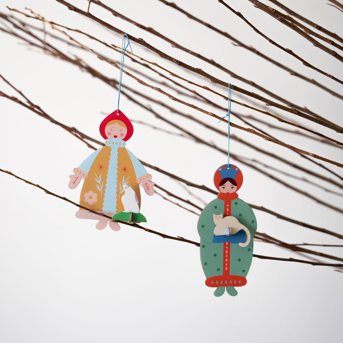 Ornament Winter Sisters