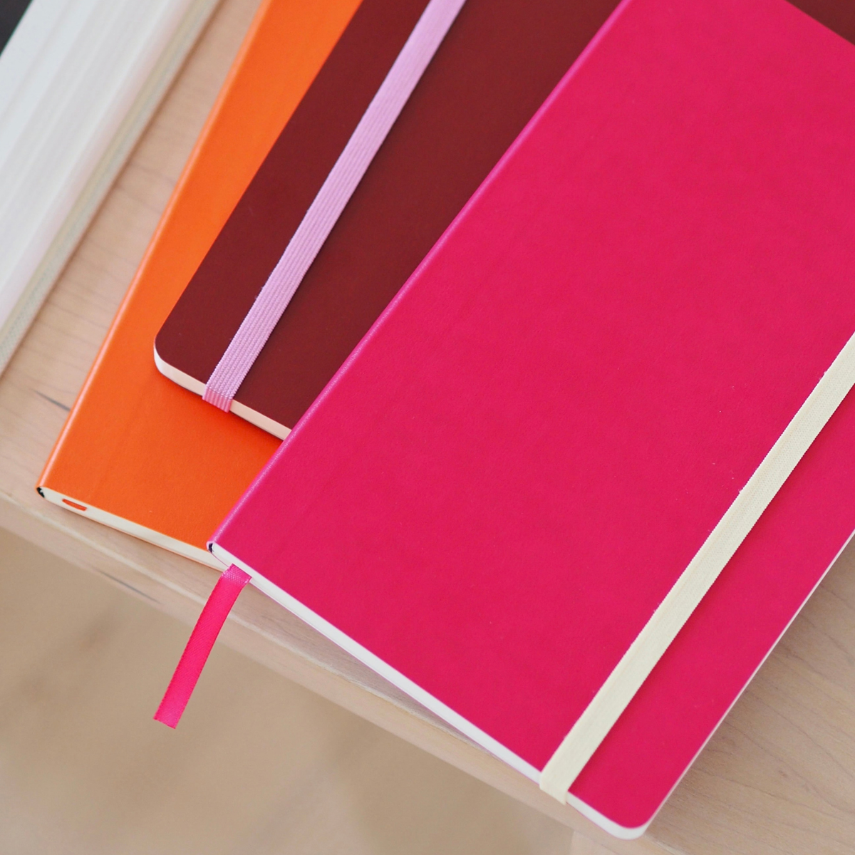 Flow Notebook Medium - Dark Rose
