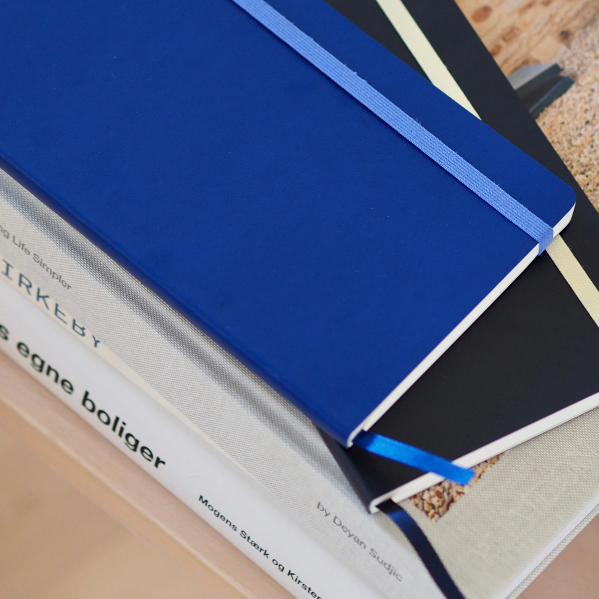 Flow Notebook Medium - Blue