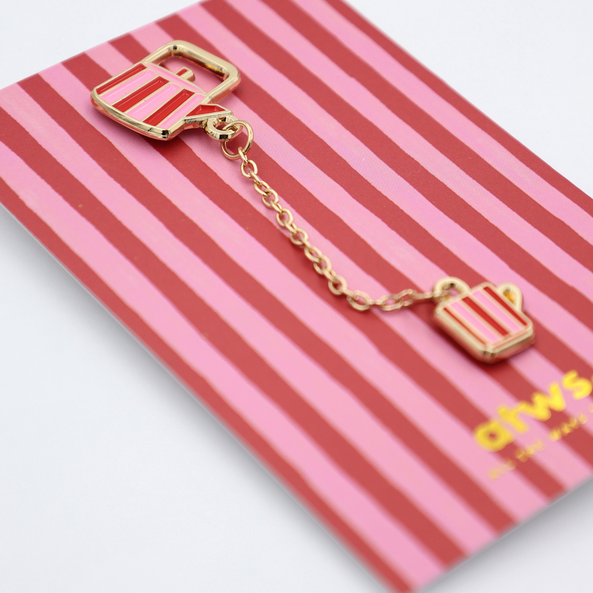 Spilla Tea Time + Chain