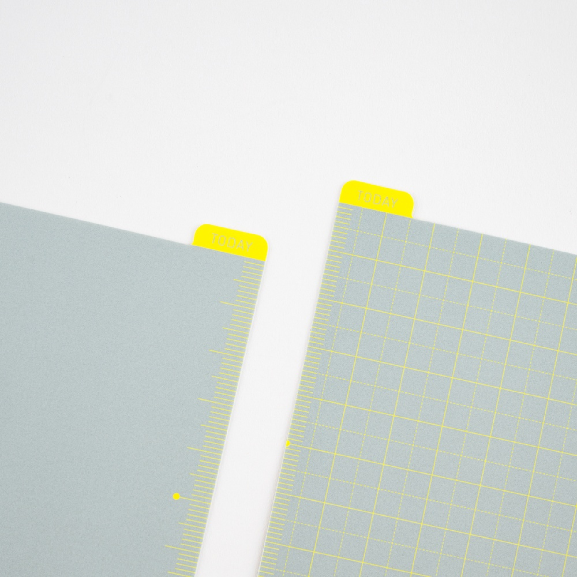 Hobonichi Accessories: Sottopagina Pencil Board Ice Gray x Yellow