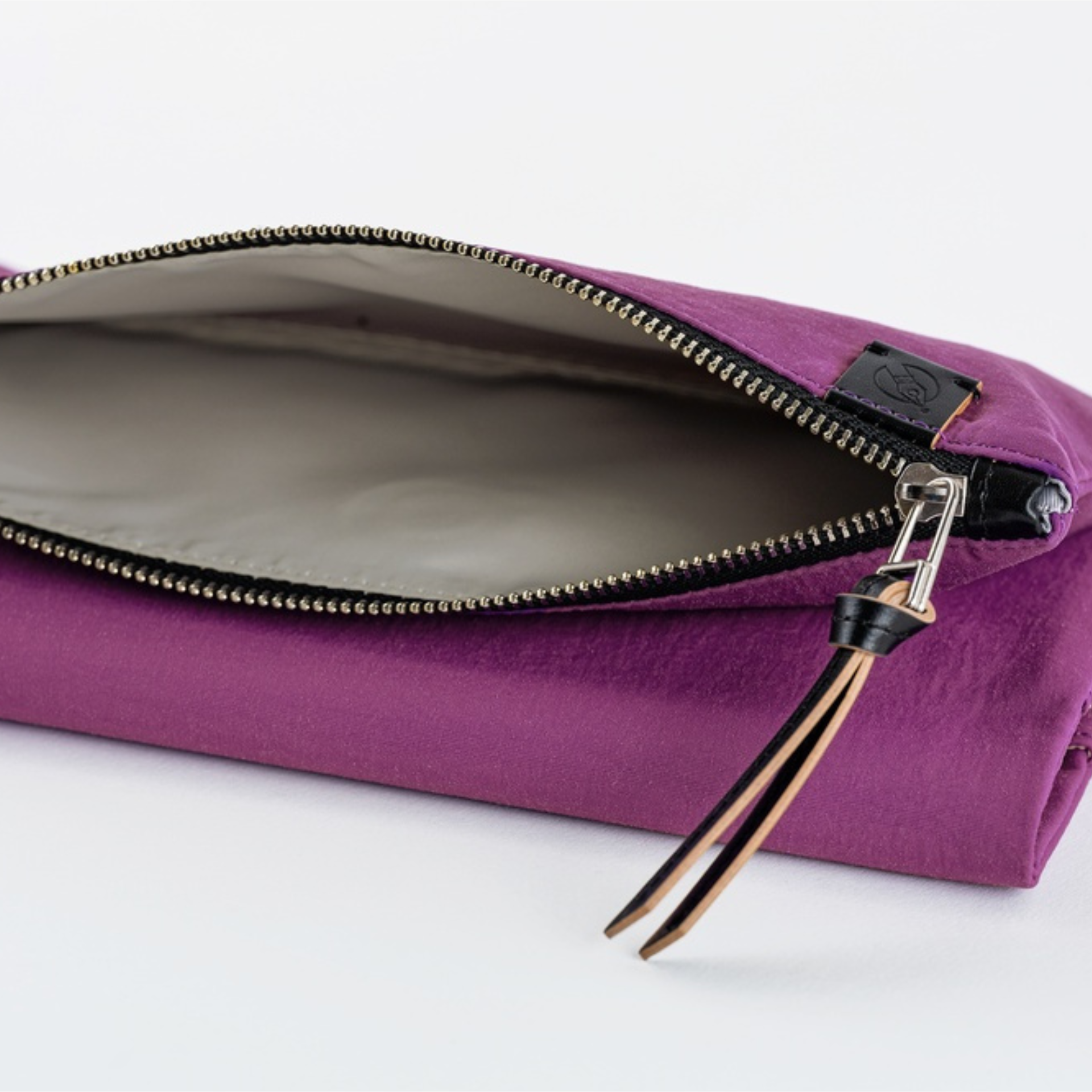 Cover Weeks Triggen - Purple
