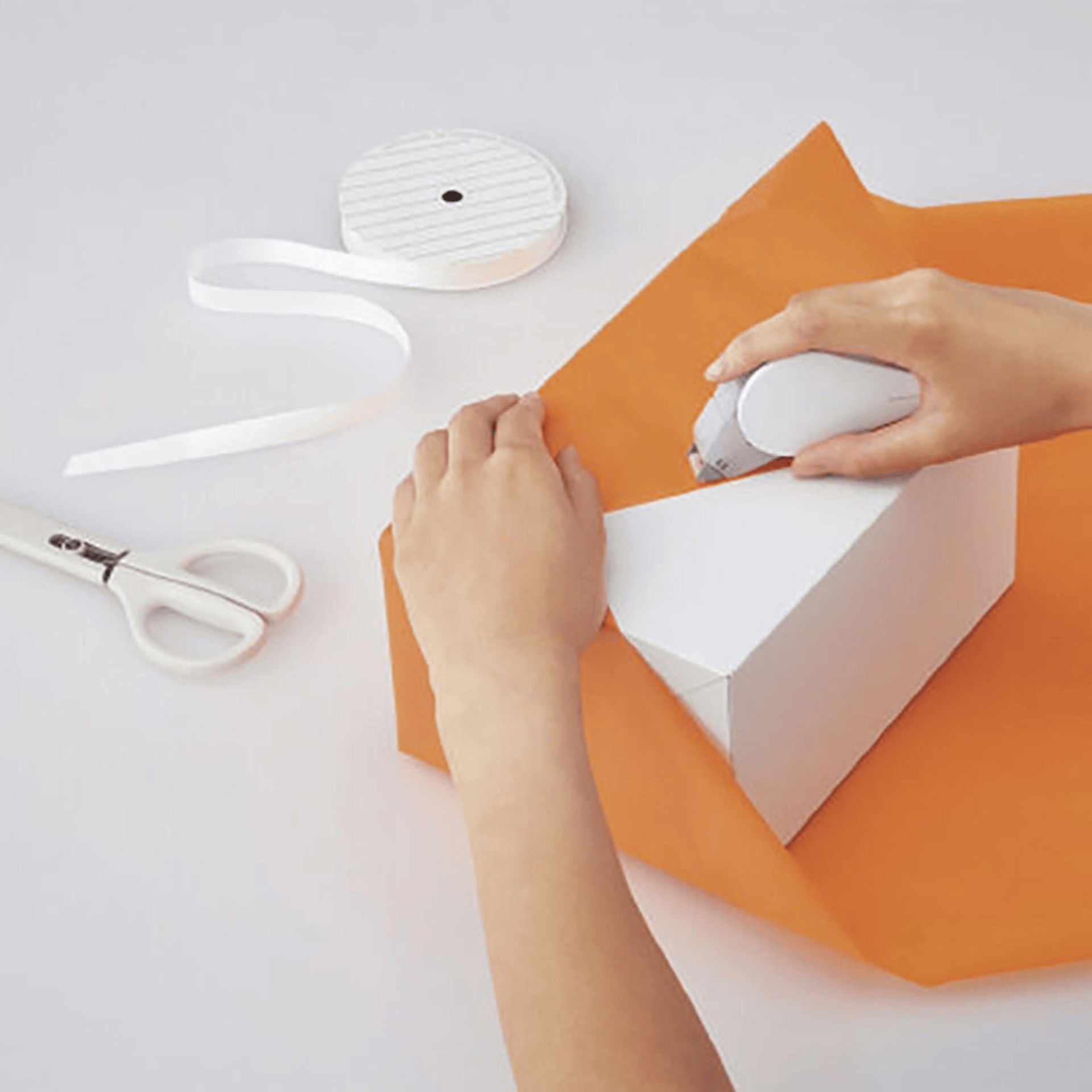 KOKUYO Accessori Colla GLOO Tape Glue Re-Positional