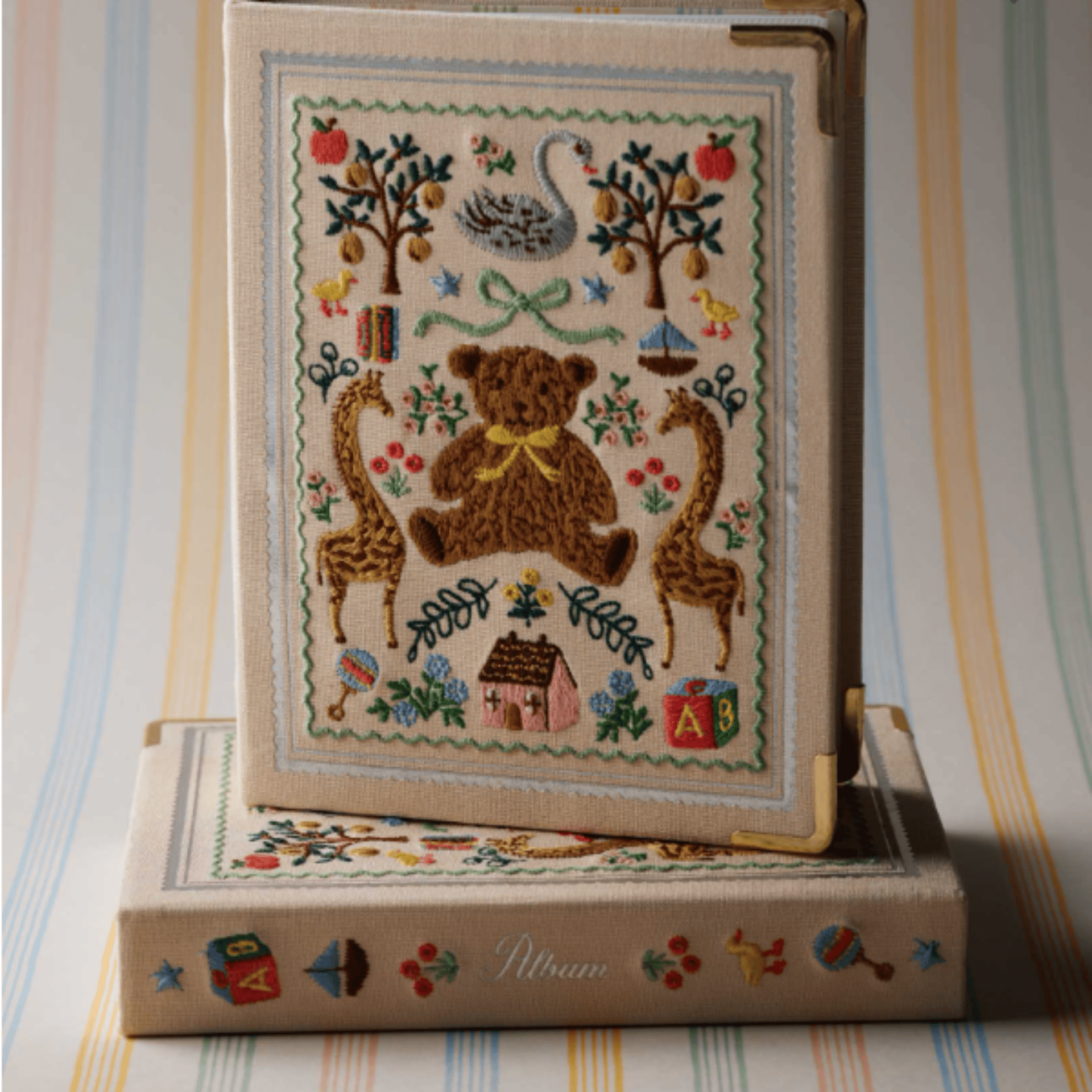 Rifle Paper Accessori Mini Album Ricamato - Baby