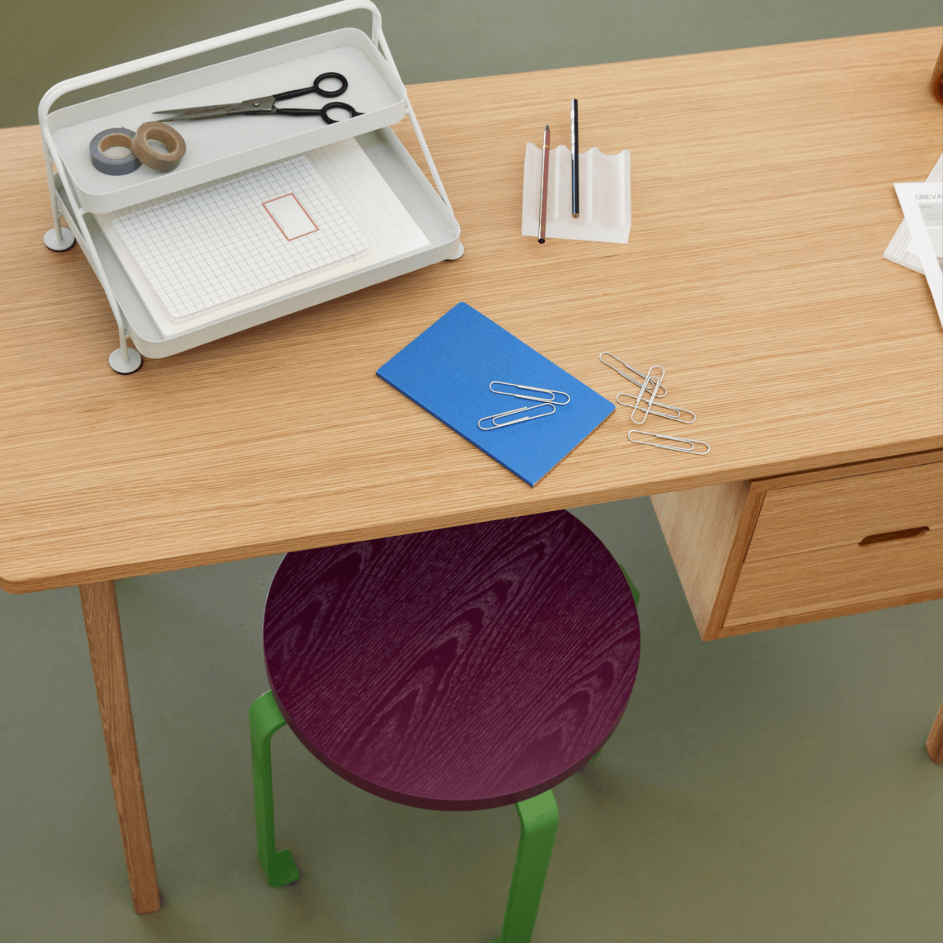 Hübsch Accessori per la scrivania Wave Organiser Frosted