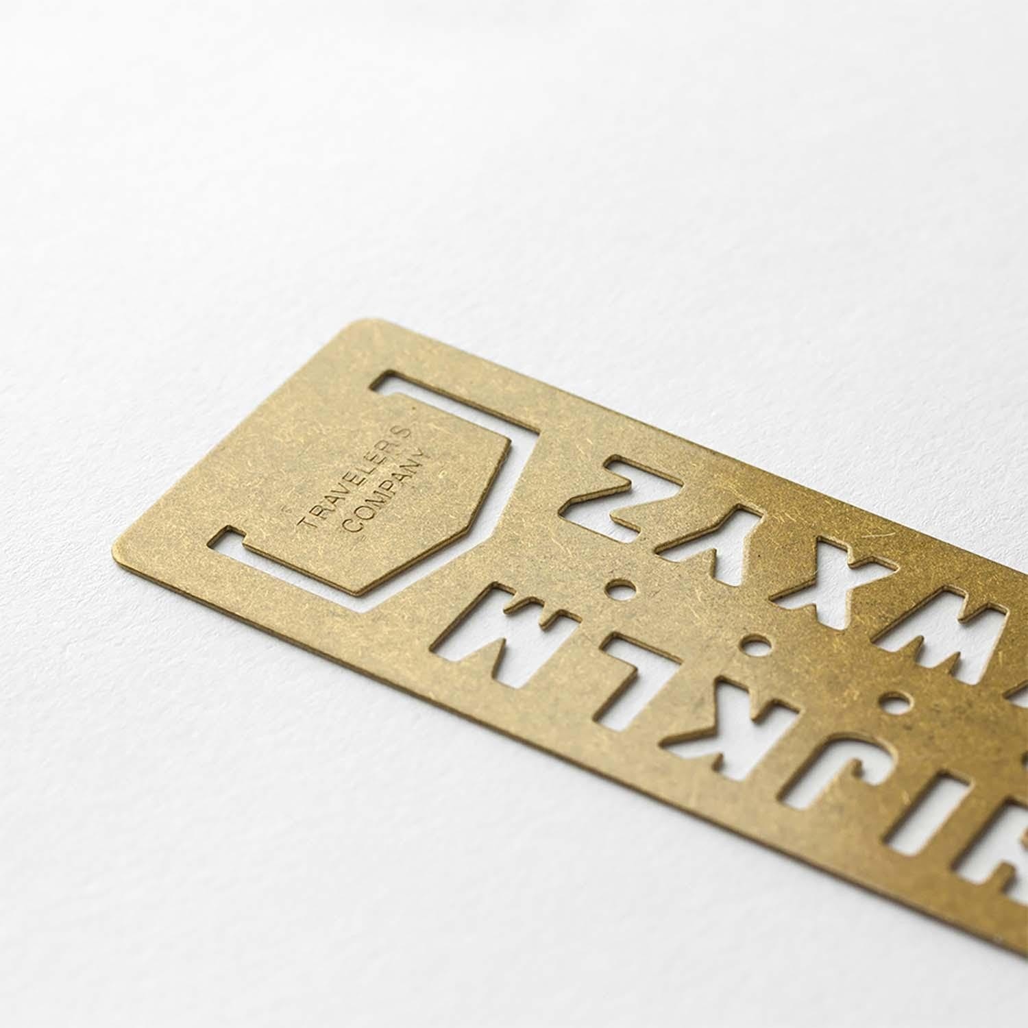 Traveler's Company Japan Accessori TRC BRASS Template Bookmark Alphabet