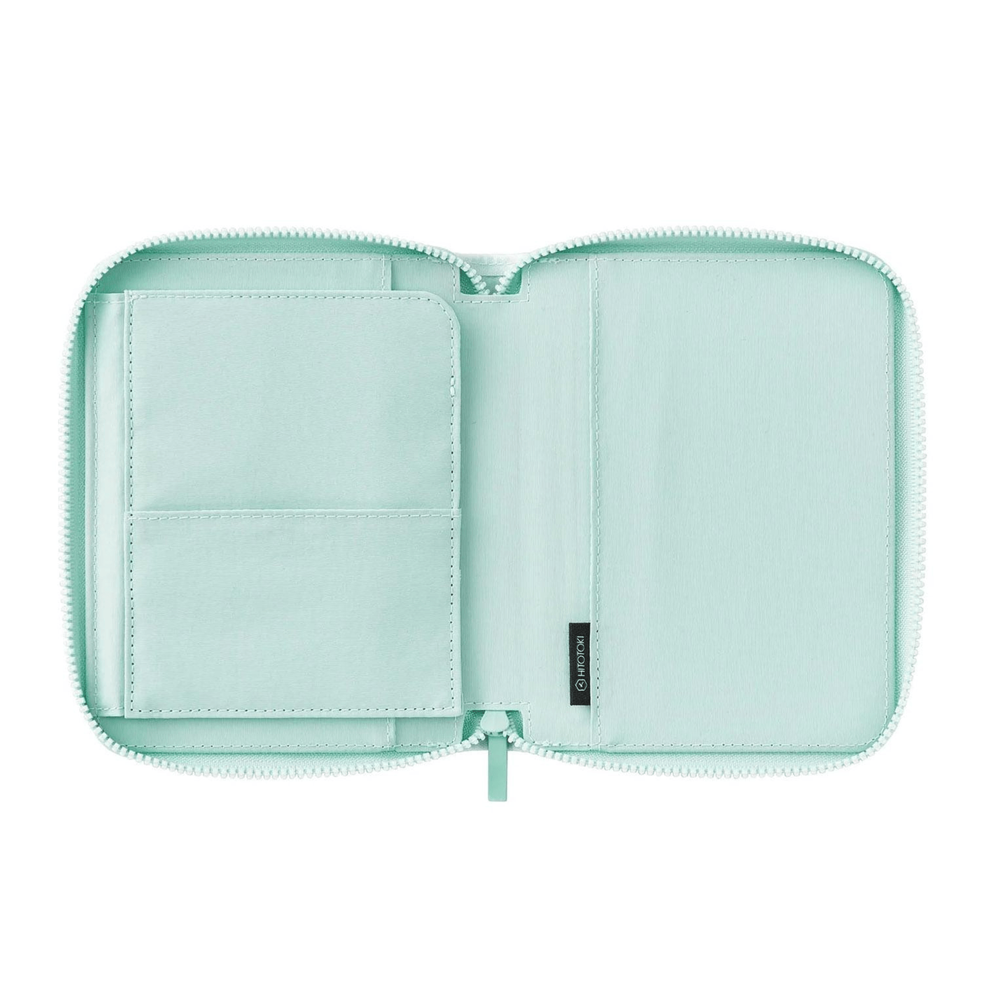 King Jim Hitotoki Accessori Zippered Cloth Cover Passport size - Forest
