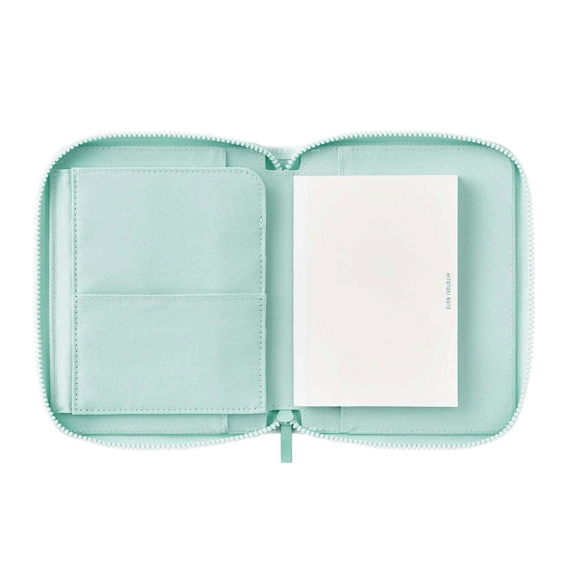 King Jim Hitotoki Accessori Zippered Cloth Cover Passport size - Forest