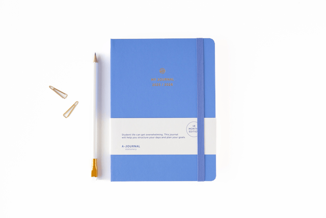 A-Journal Agenda Agenda 2025-2026 Lavender Blue - 18 mesi