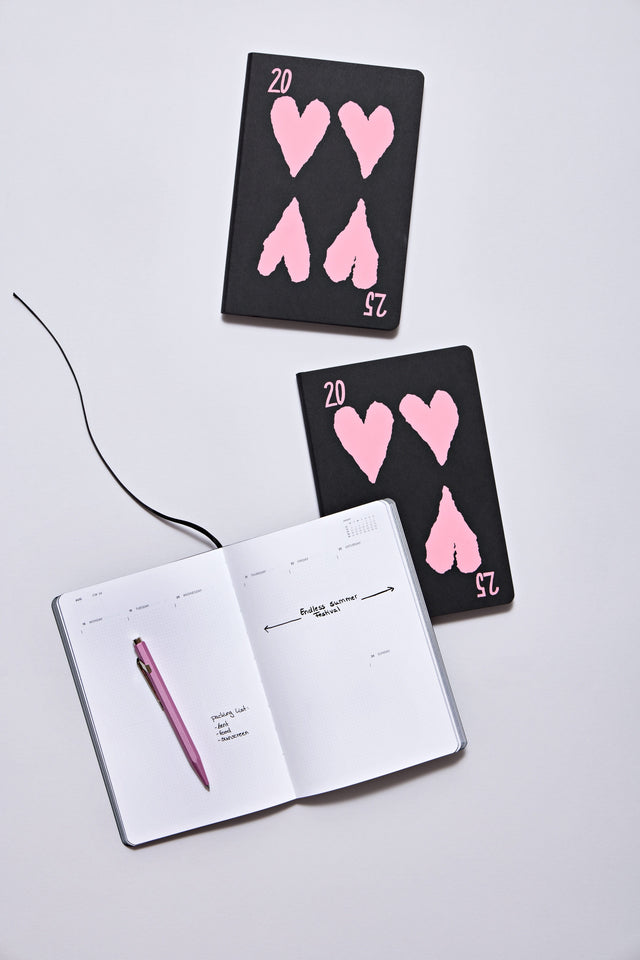 Nuuna Agenda Agenda Ace of Hearts Medium 2025 - vegan