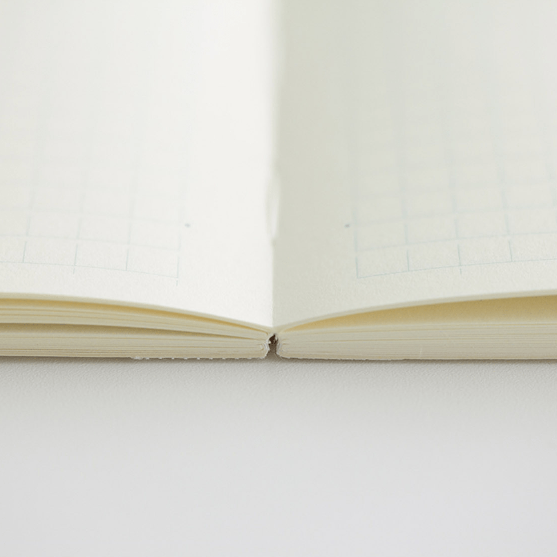 Midori Agenda Agenda MD Paper Notebook Diary 2026 Weekly A4 Thin