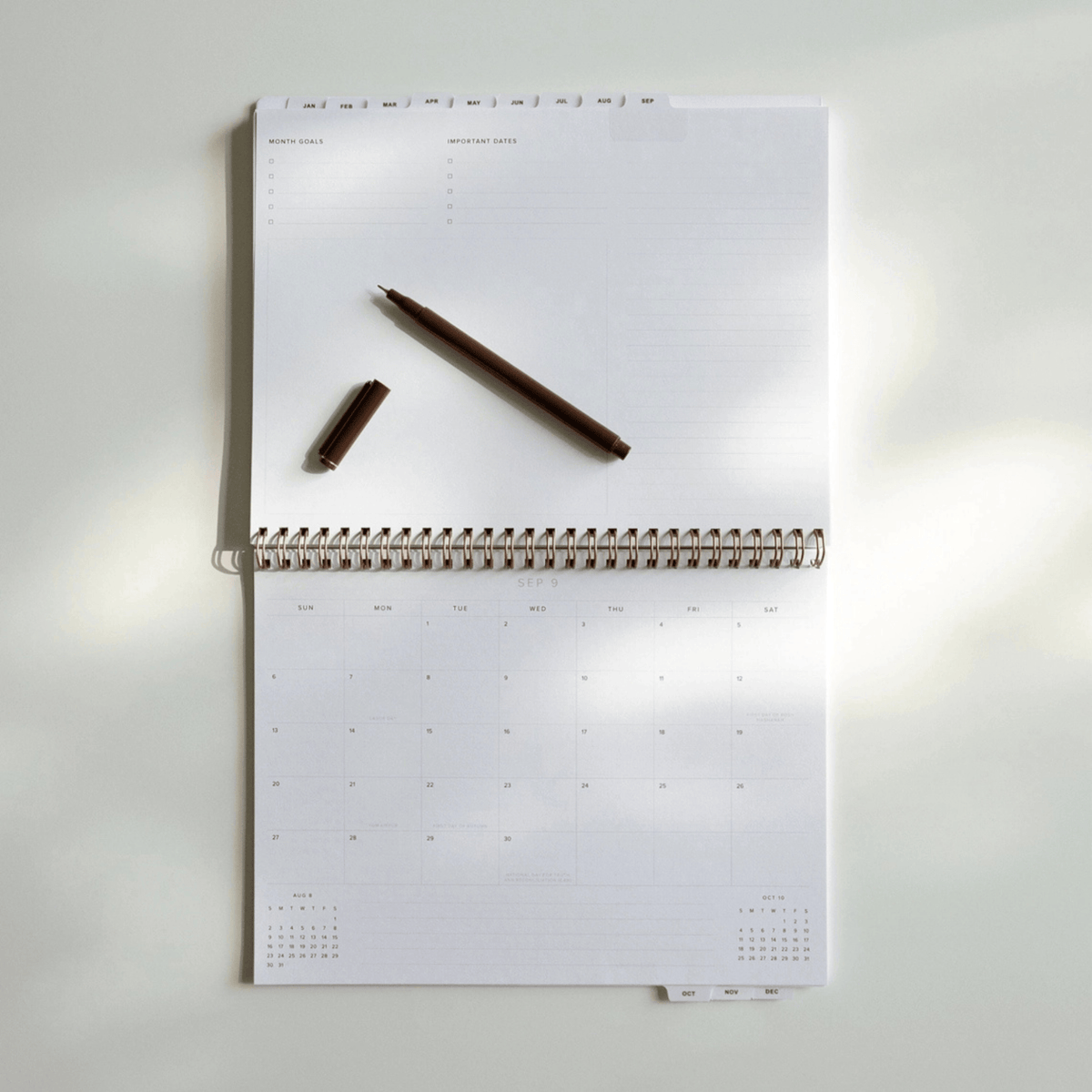 Appointed Agenda Agenda Weekly Task Planner Horizontal 2027 - Oxford Blue