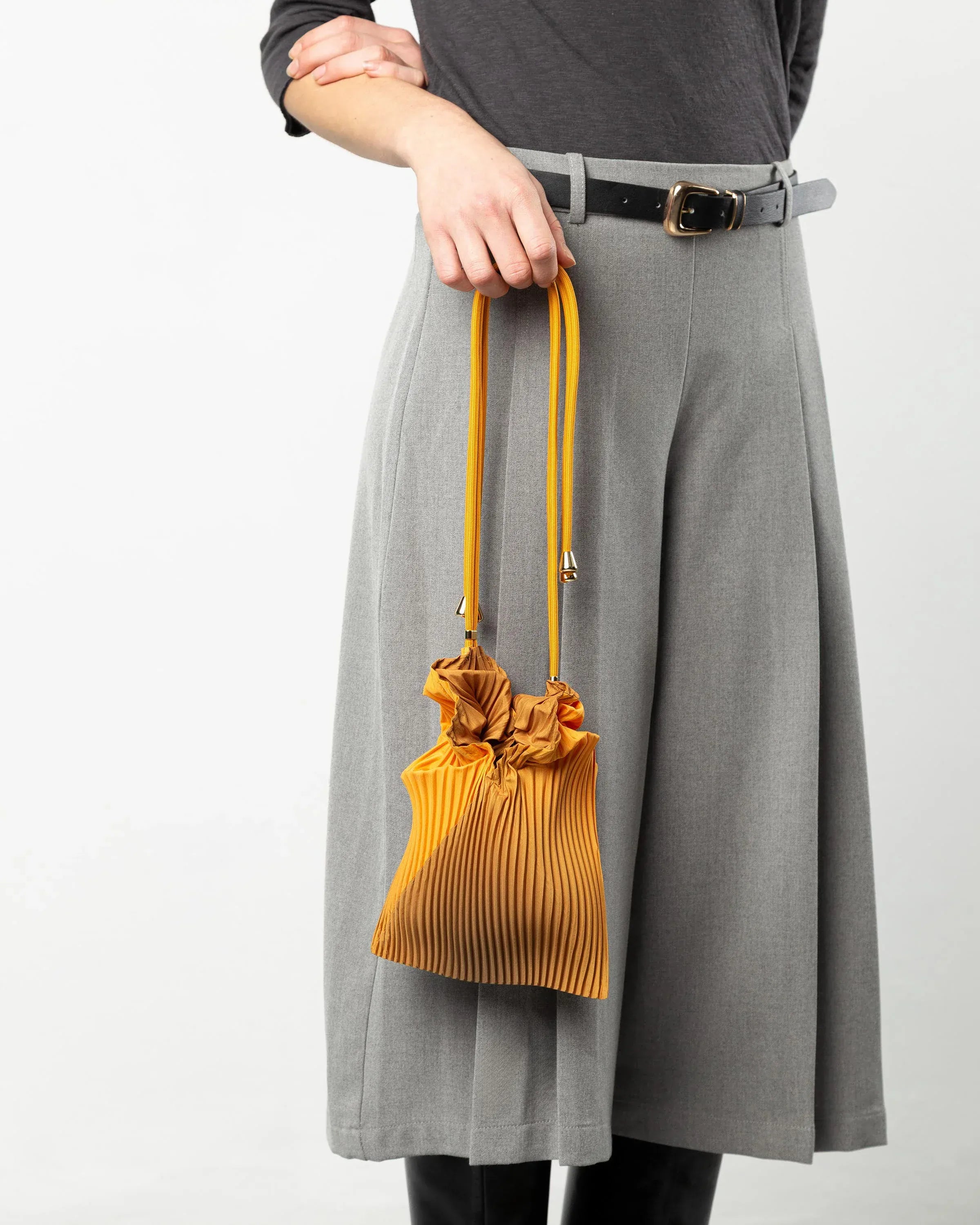 Multitudes Bags Baby bag plissettata - Artisan Gold