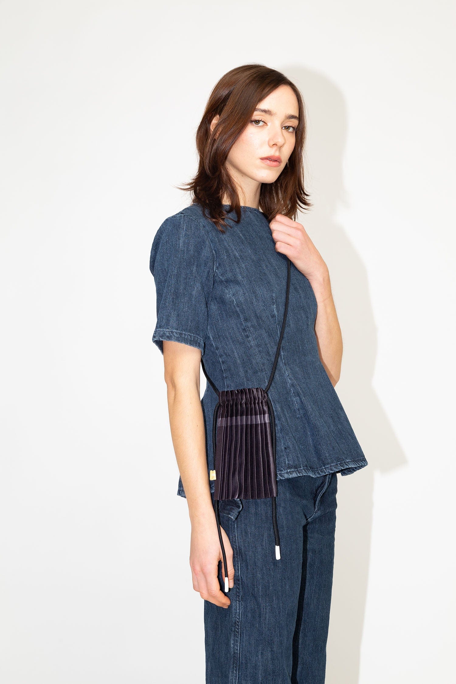 Multitudes Bags Mini bag plissettata in raso Ruby