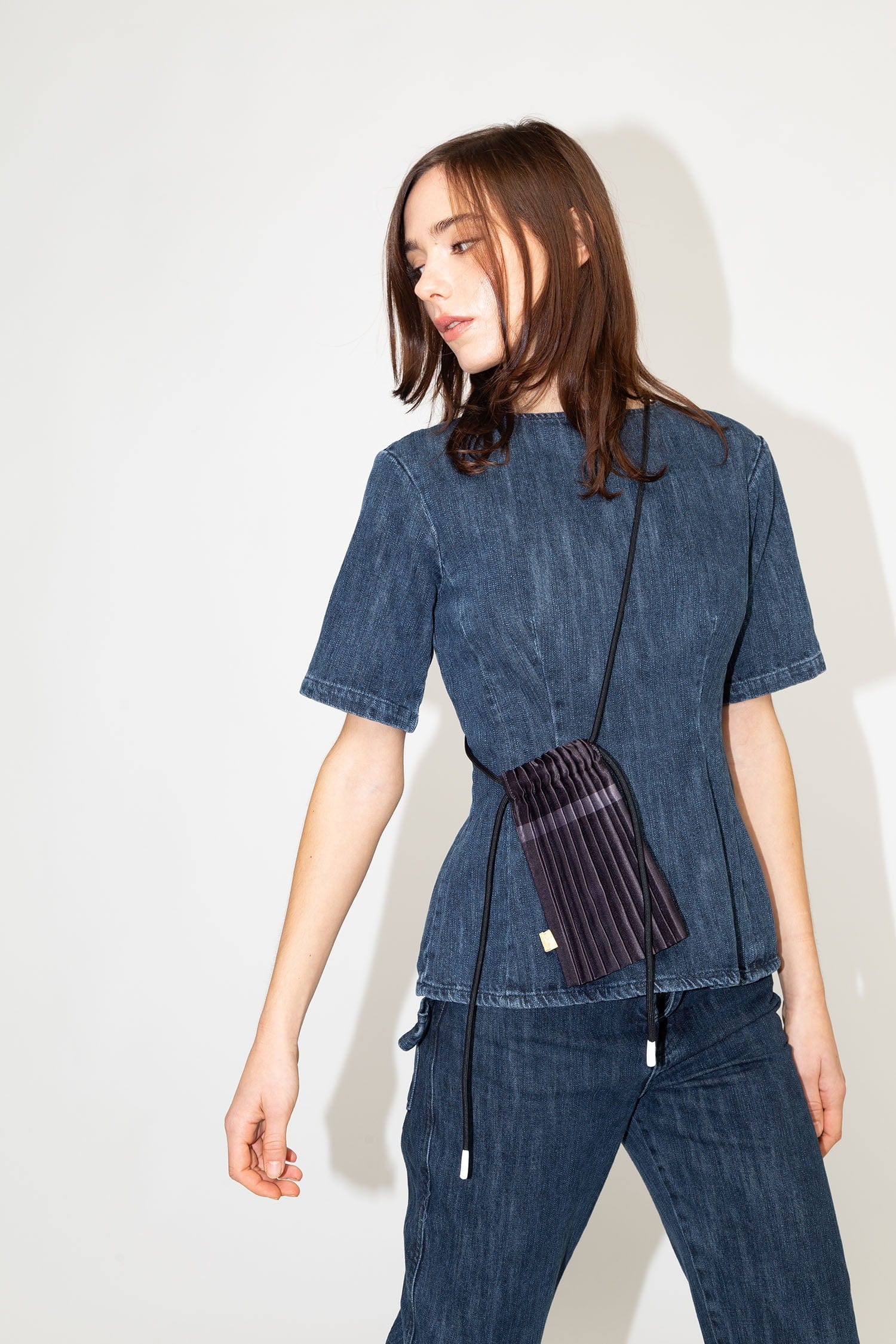 Multitudes Bags Mini bag plissettata in raso Ruby