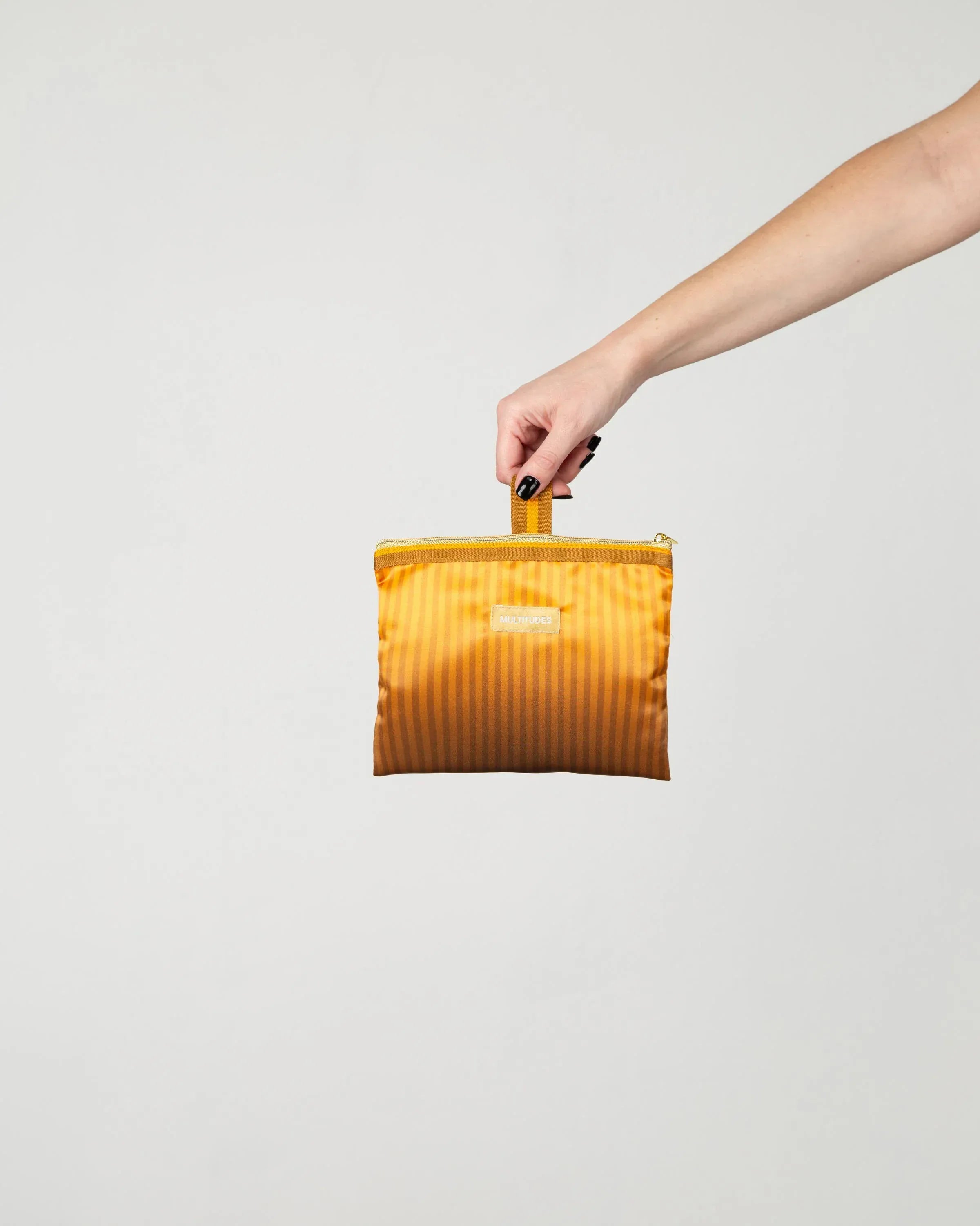 Multitudes Bags Pochette in raso Cameron