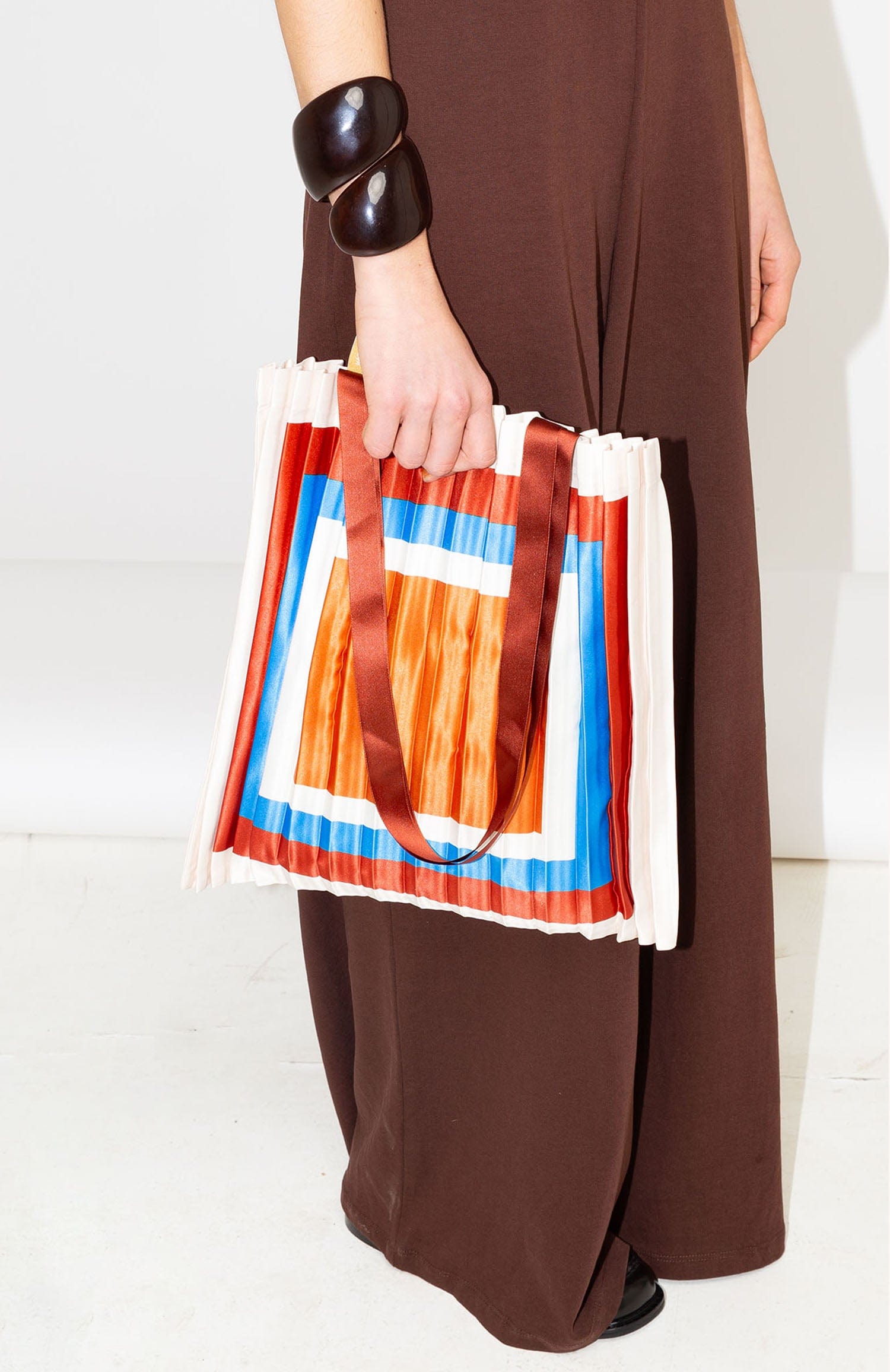 Multitudes Bags Tote bag plissettata in raso Cervo