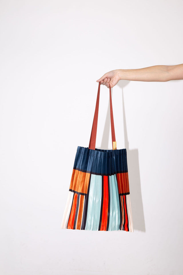 Multitudes Bags Tote bag plissettata in raso Chia