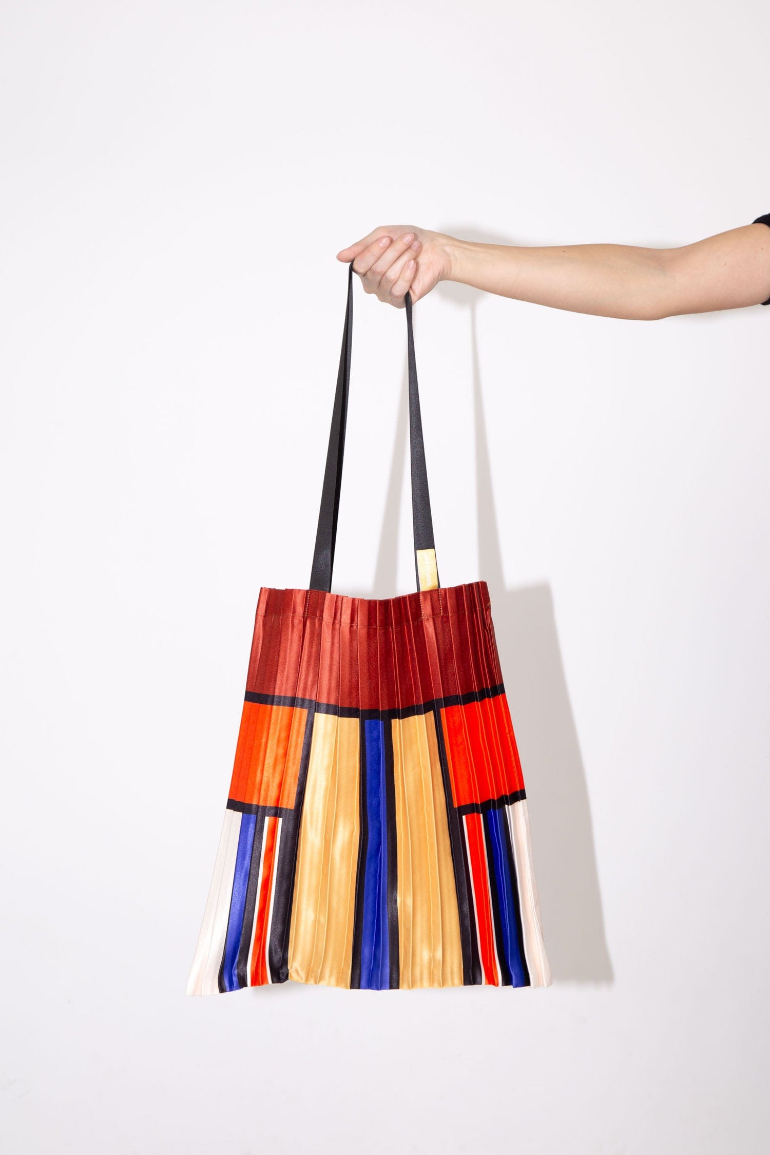 Multitudes Bags Tote bag plissettata in raso Gallura