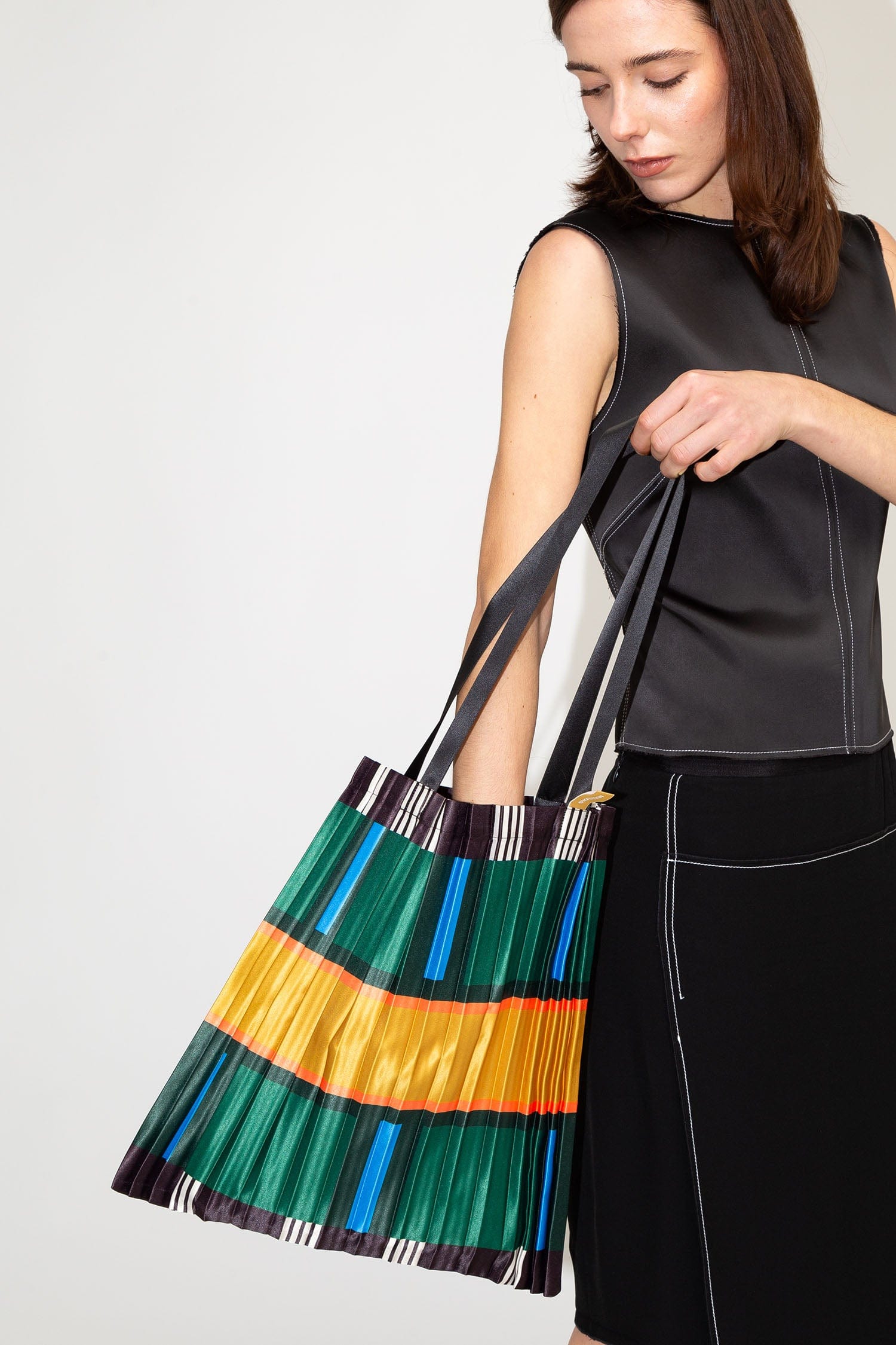 Multitudes Bags Tote bag plissettata in raso Orosei