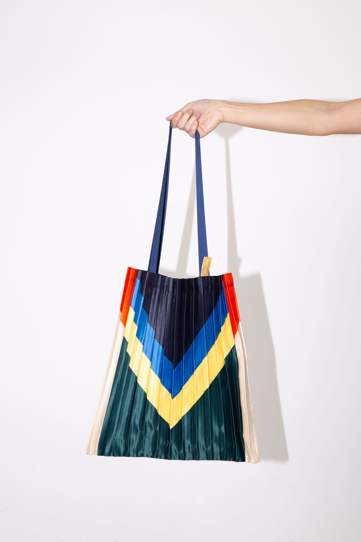 Multitudes Bags Tote bag plissettata in raso Rei