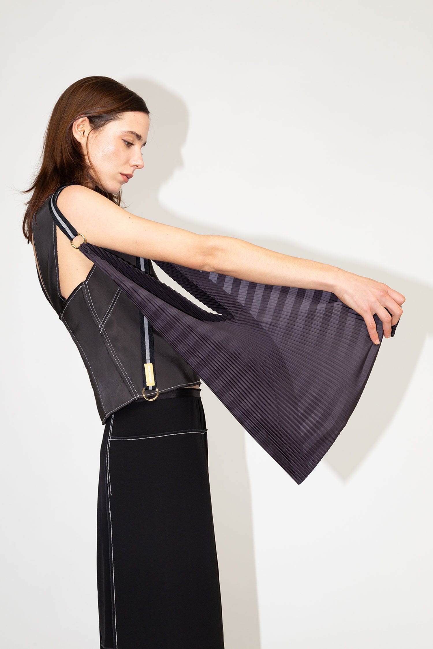 Multitudes Bags Y bag plissettata in raso Claudia Black