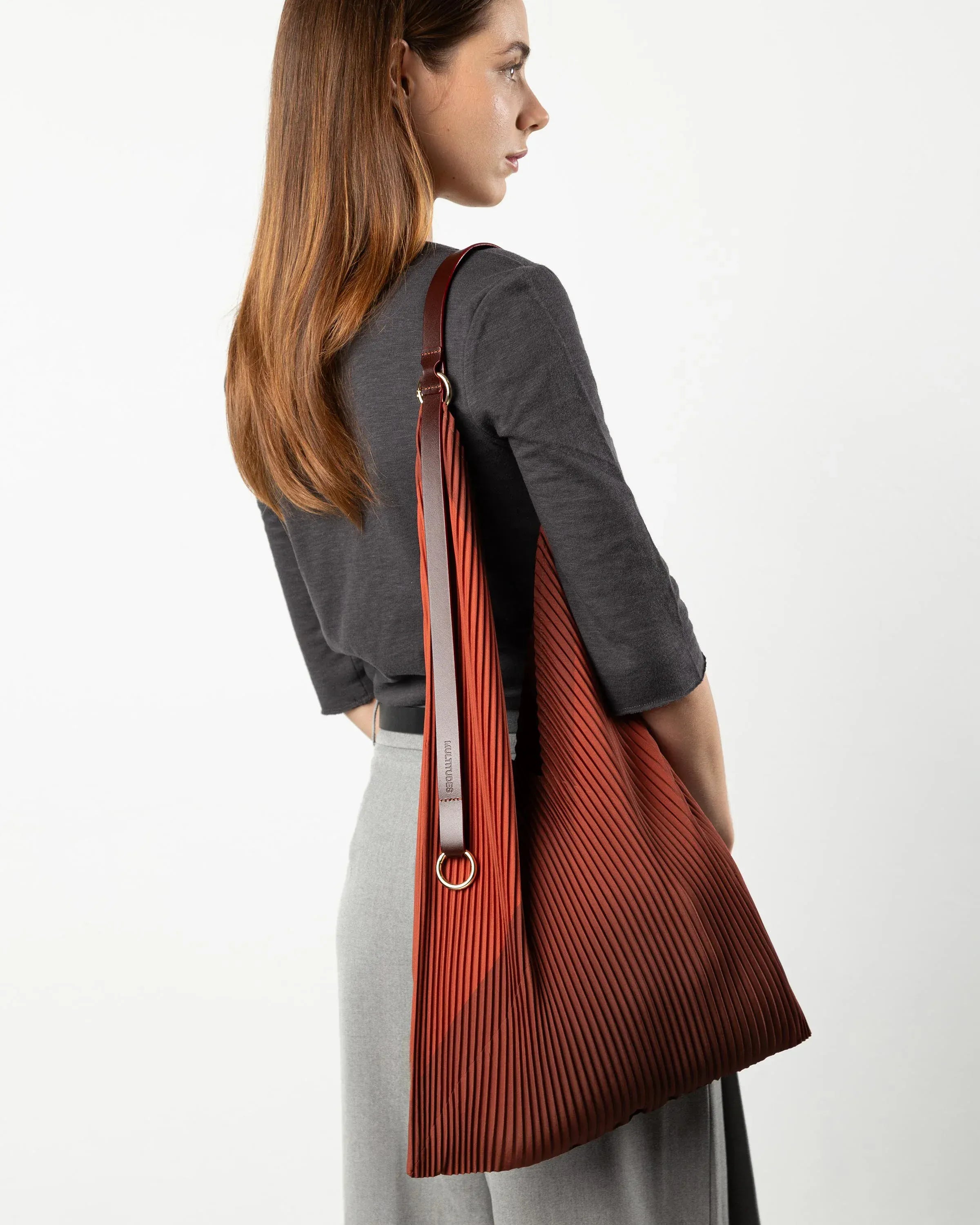 Multitudes Bags Y bag plissettata Leather - Angelina