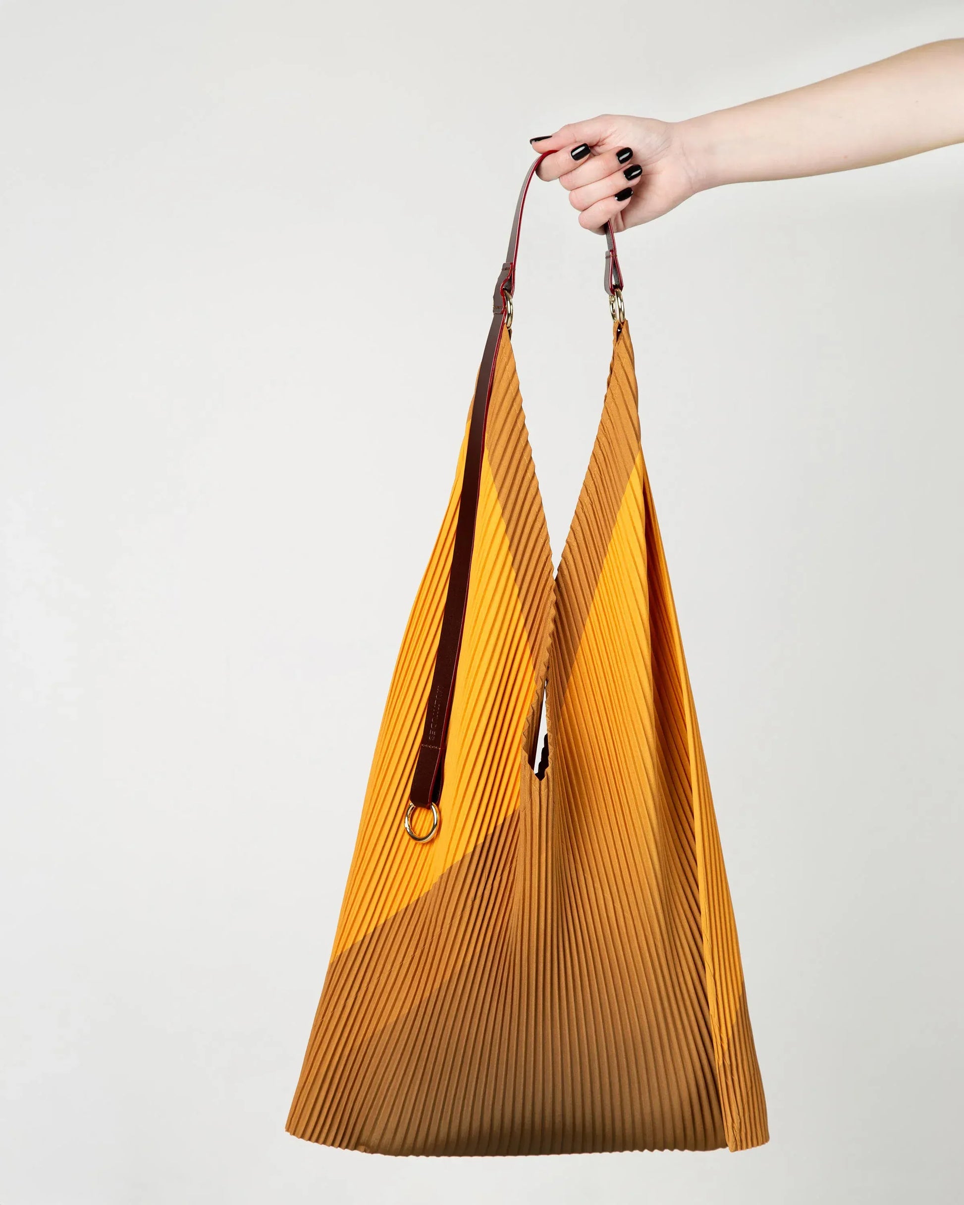 Multitudes Bags Y bag plissettata Leather - Cameron