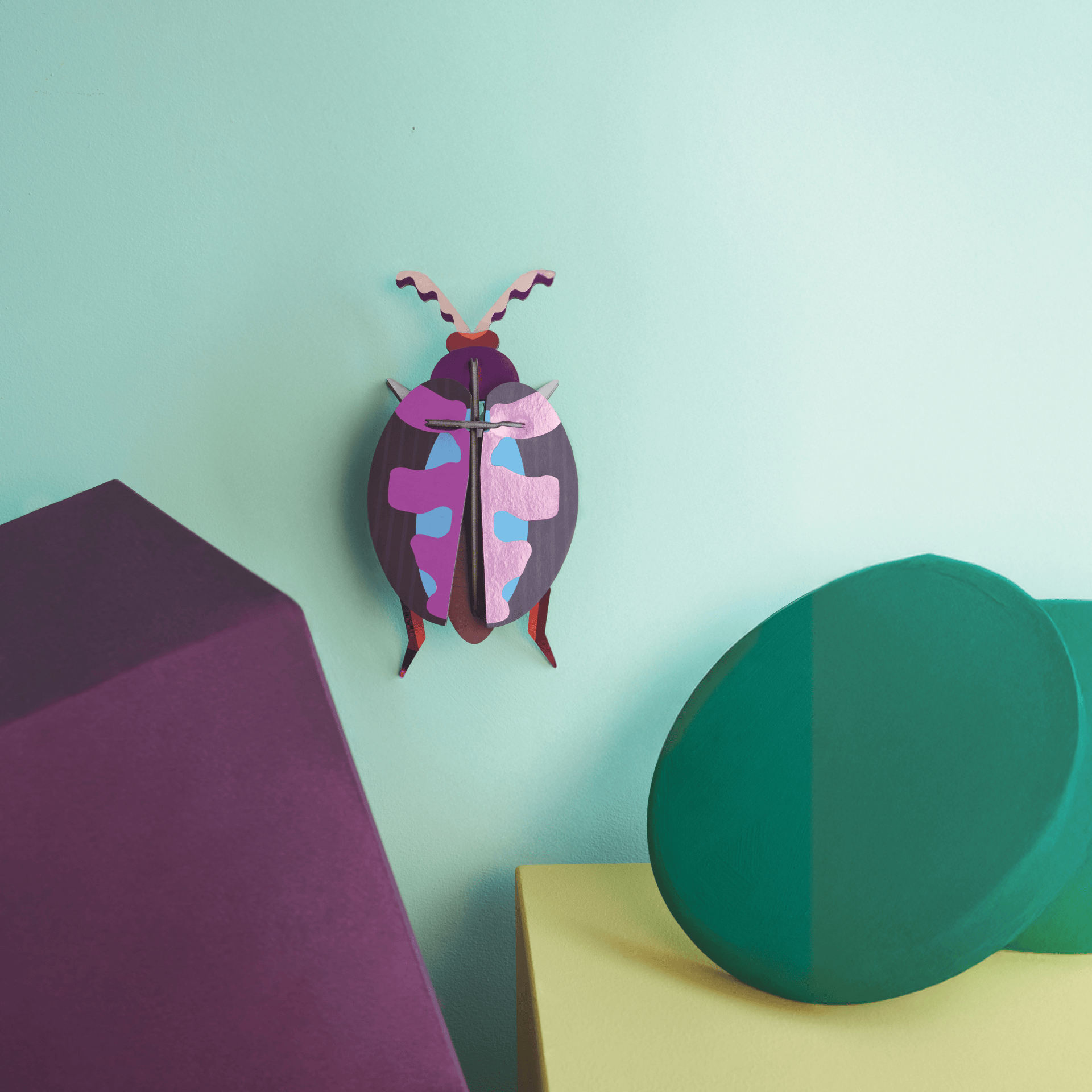 Studio Roof Decorazione parete Lumen Pink Beetle