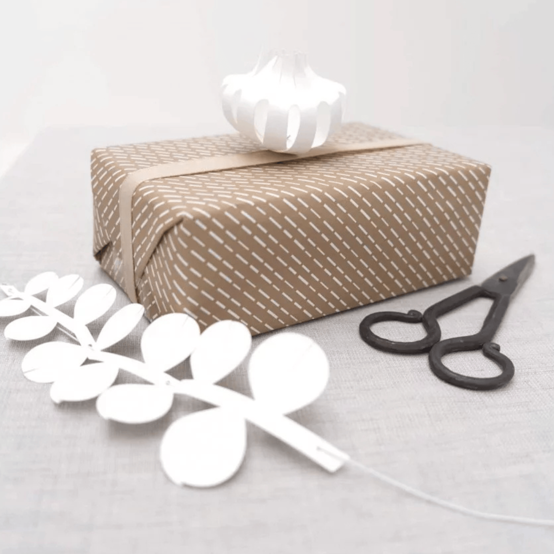 Jurianne Matter Home e accessori FIELD flowers large - White