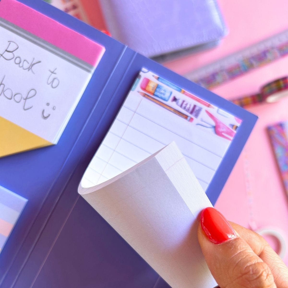 Very Wonder Notes Sticky Notes Desk
