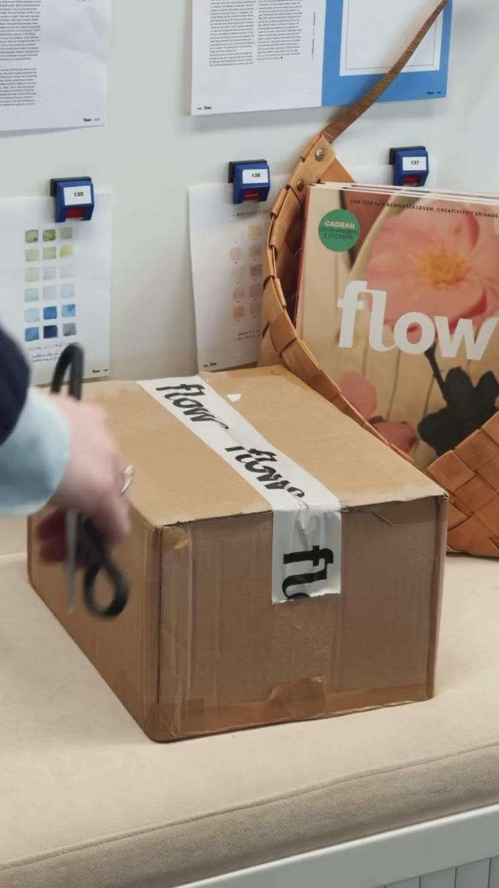 Carica video: Flow Book for Paper Lovers - Make Your Own Vision Board Edition