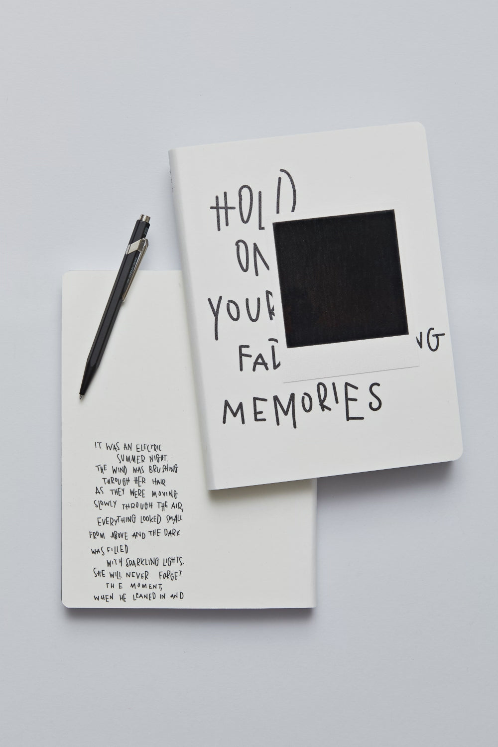 Carica video: Nuuna Fading Memory - Graphic L Thermo