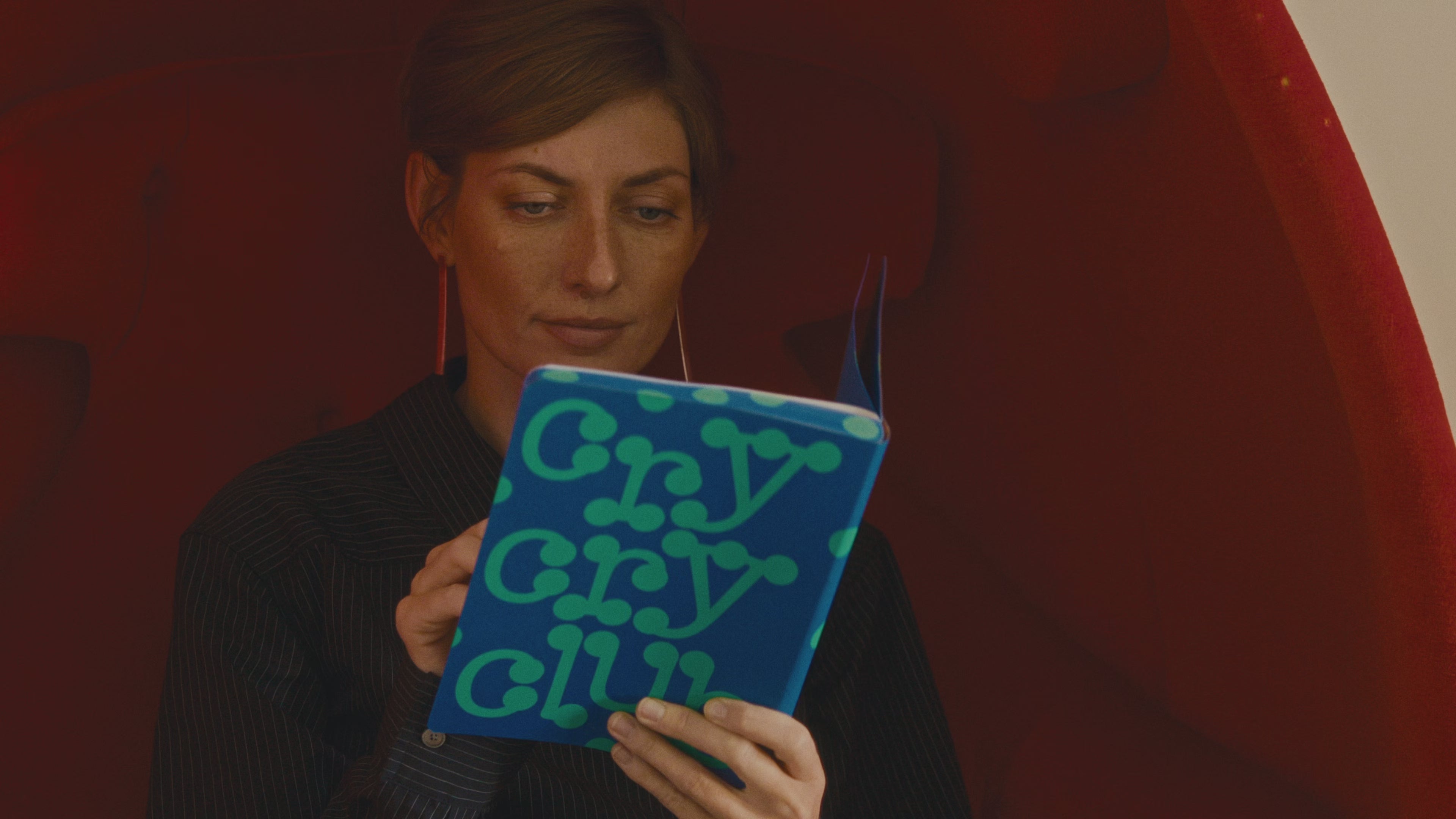 Carica video: Nuuna Cry Cry Club
