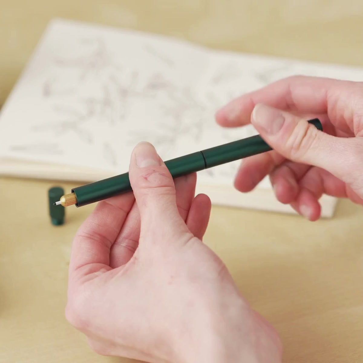Load video: The Lumos Pro Pen - DUO TIP