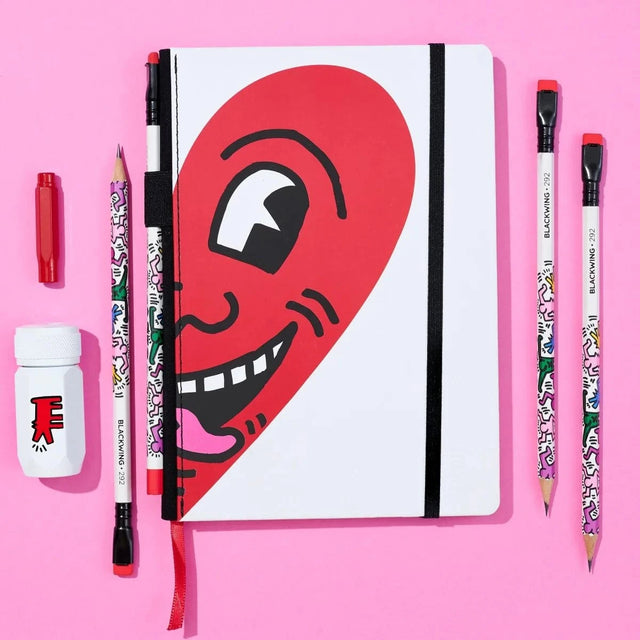 Blackwing Quaderni Cofanetto Gift Blackwing Volume 292 - Keith Haring Smiling Heart