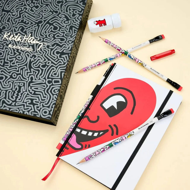 Blackwing Quaderni Cofanetto Gift Blackwing Volume 292 - Keith Haring Smiling Heart