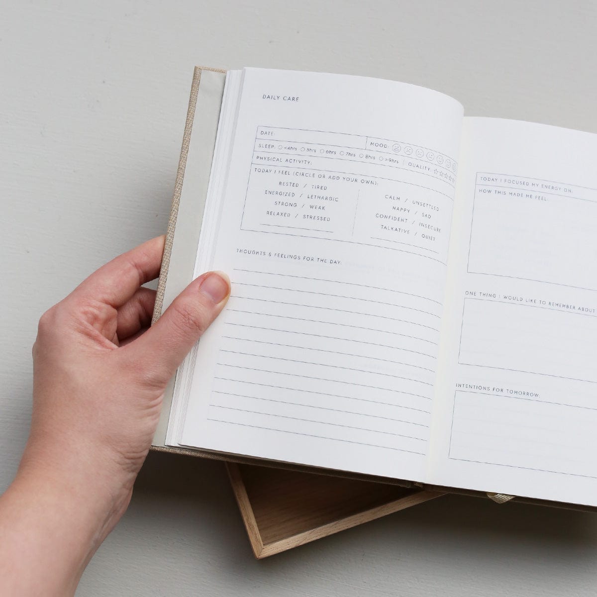 Kartotek Quaderni Guided Journal - Care