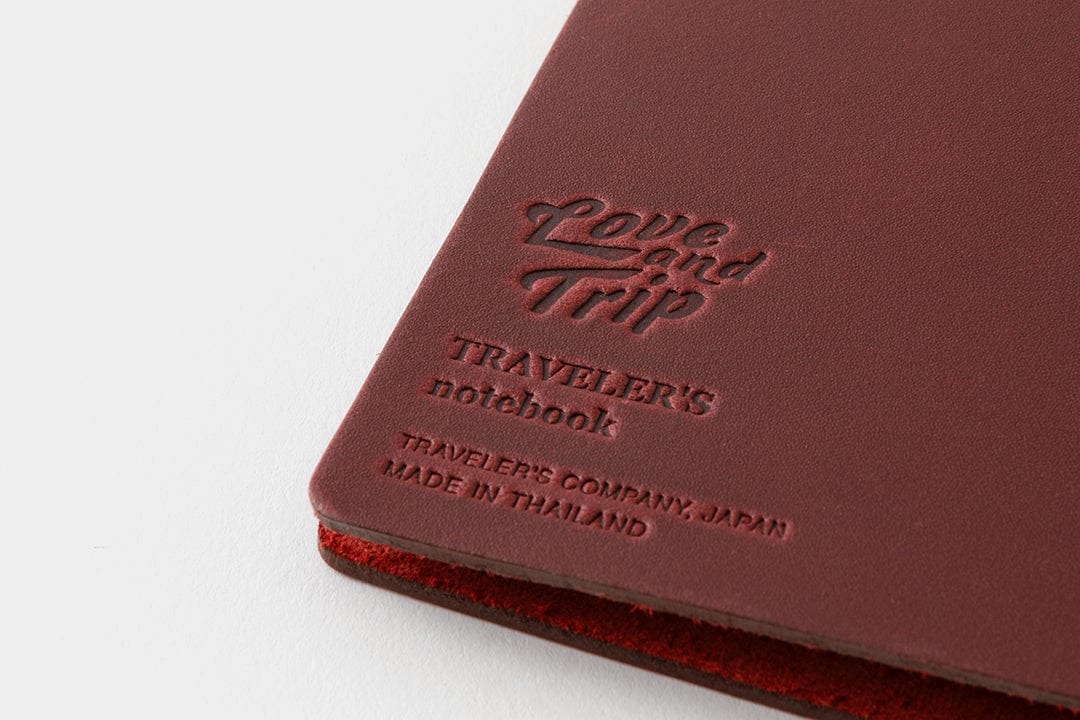 Traveler's Company Japan Quaderni Traveler's Notebook Limited Edition - LOVE AND TRIP