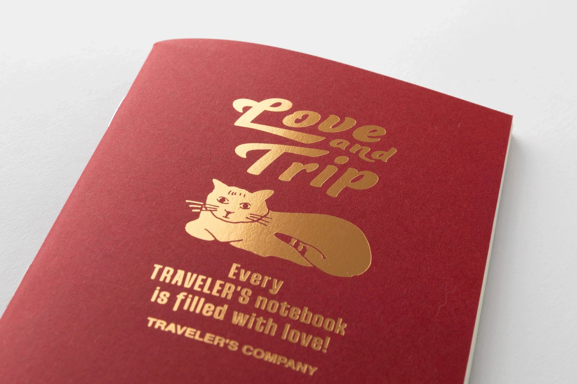 Traveler's Company Japan Quaderni Traveler's Passport Limited Edition - LOVE AND TRIP