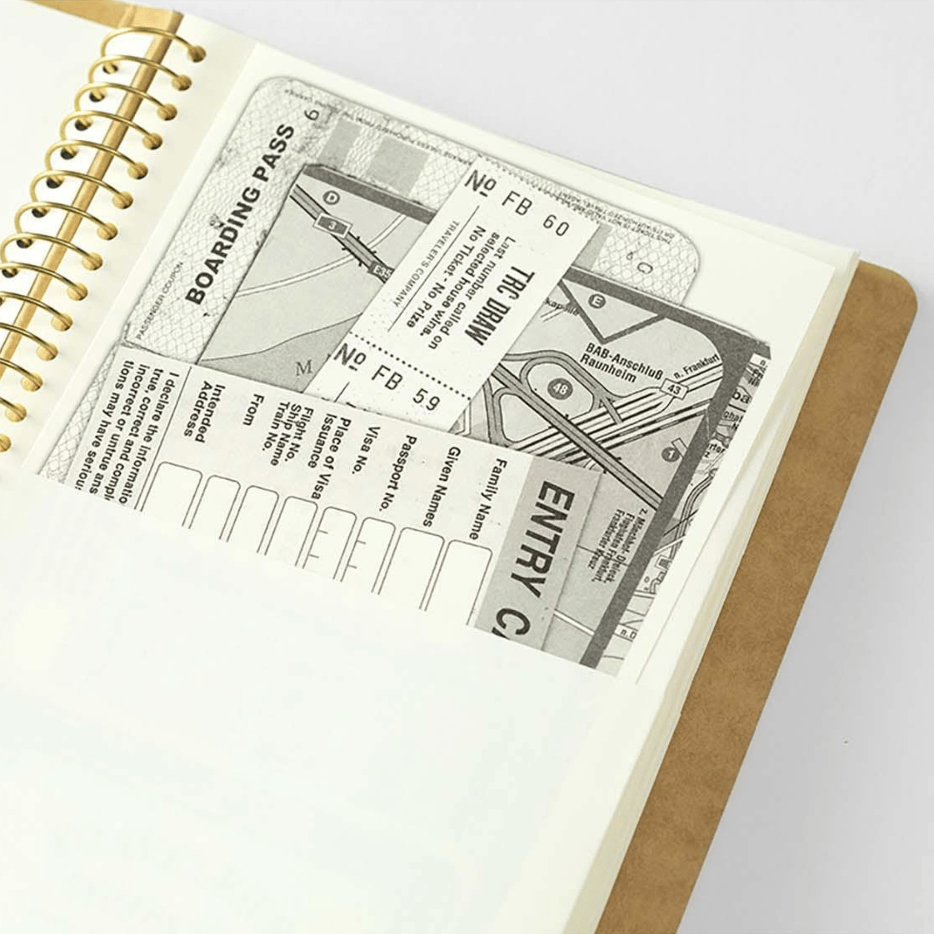Traveler's Company Japan Quaderni Traveler's Spiral Ring Notebook - A5 SLIM
