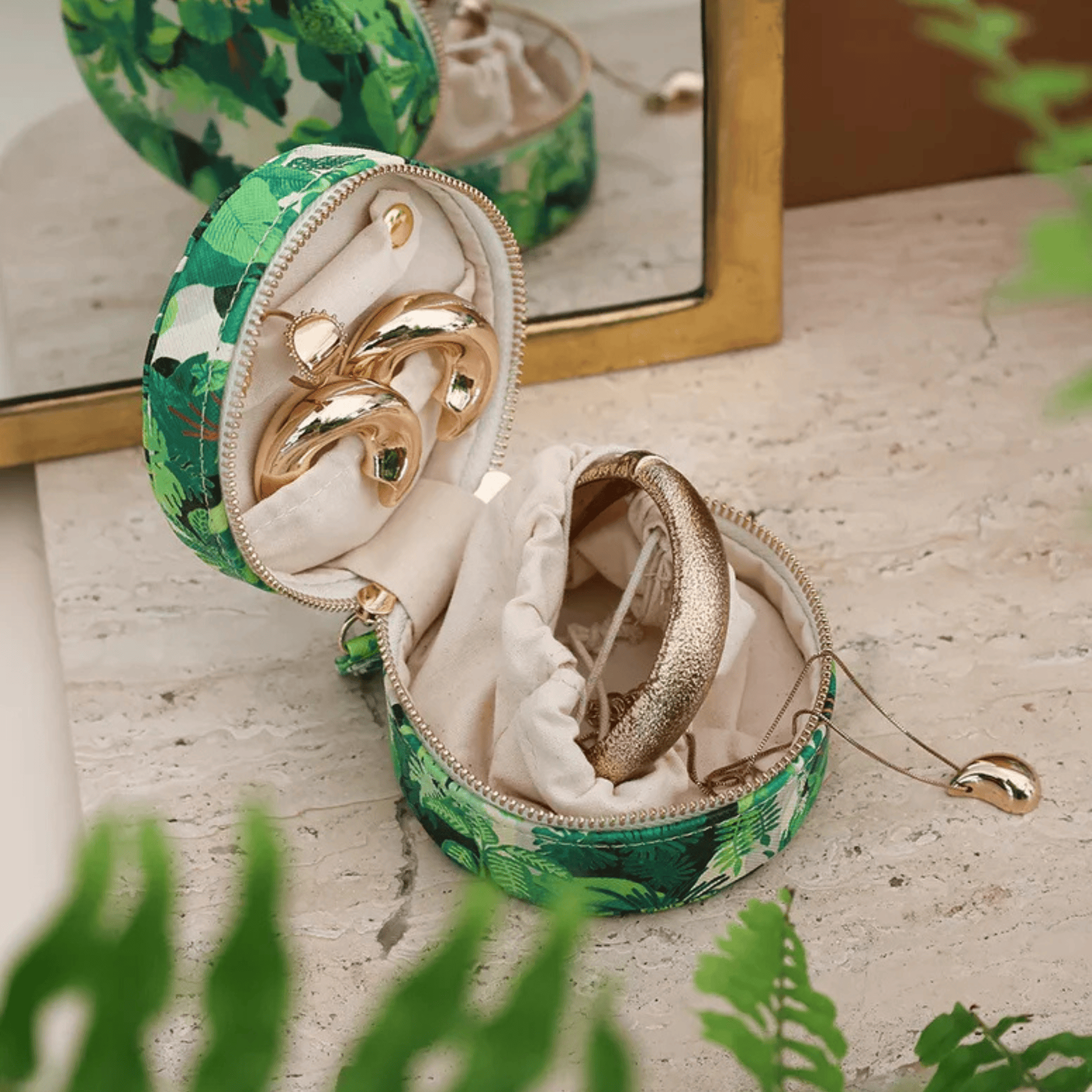 All The Way To Say Spille Jewelry Box - Green Cliff