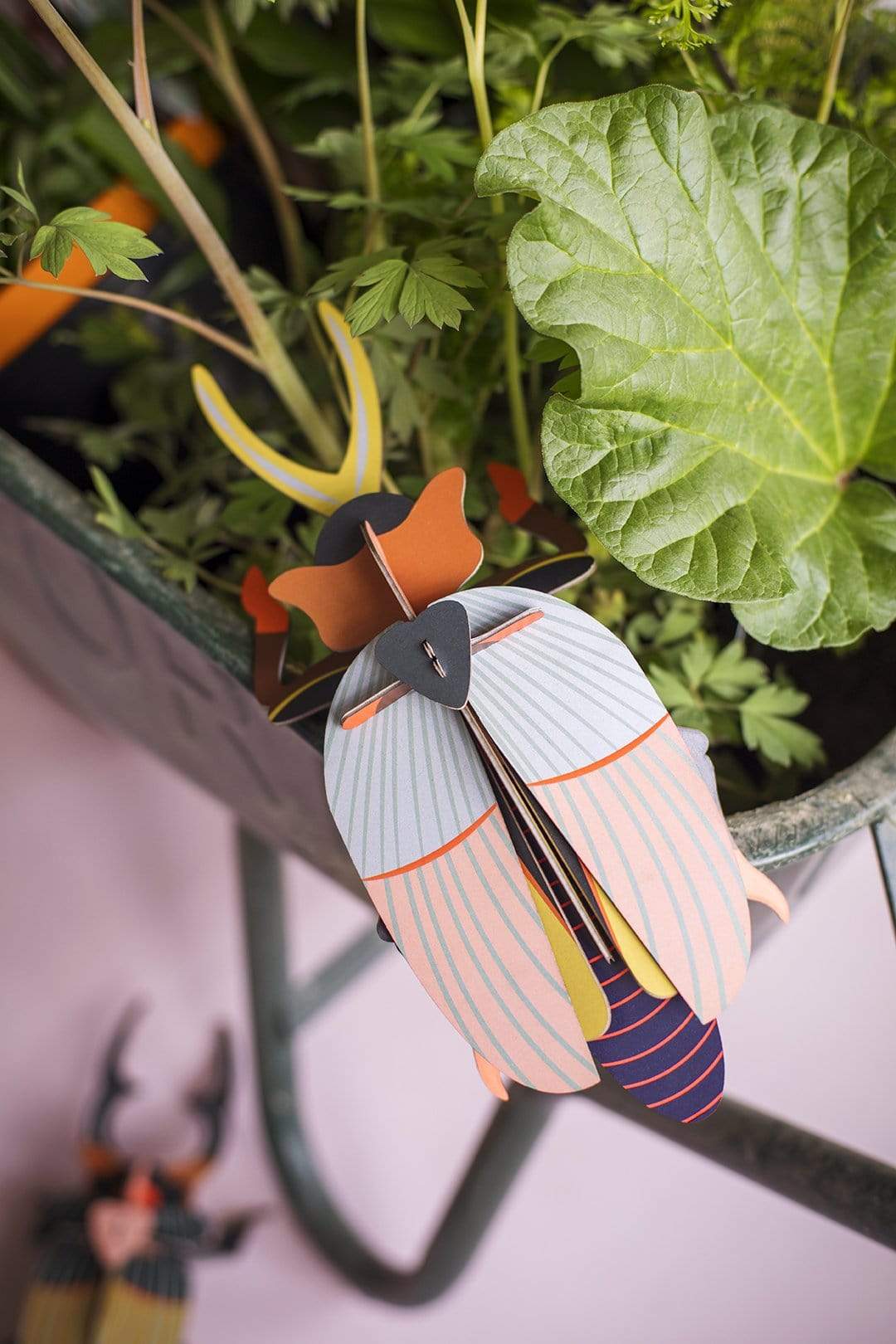 Studio Roof Decorazione parete Rhino Beetle